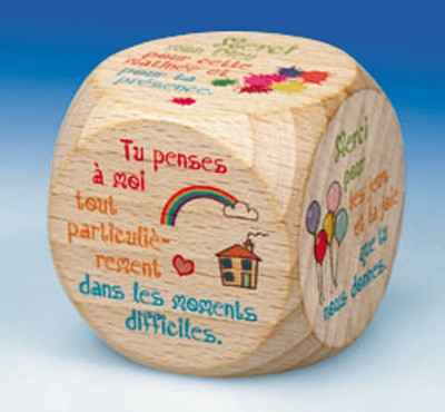 Mini dé 5cm.