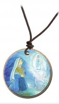 Pendentif Maïte Roche 25 mm. Sainte Bernadette.