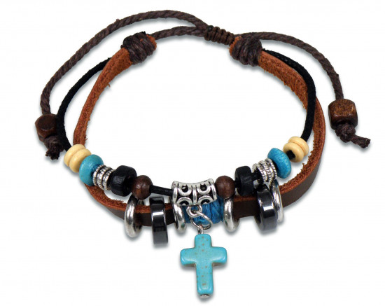 Bracelet cuir avec perles et pendentif croix en verre