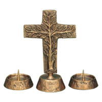 Croix sur pied en bronze